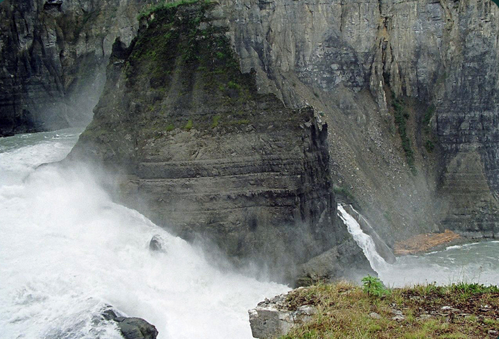 Broken Skull River image