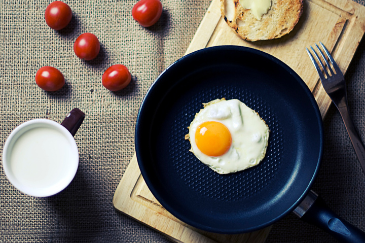 egg in a pan